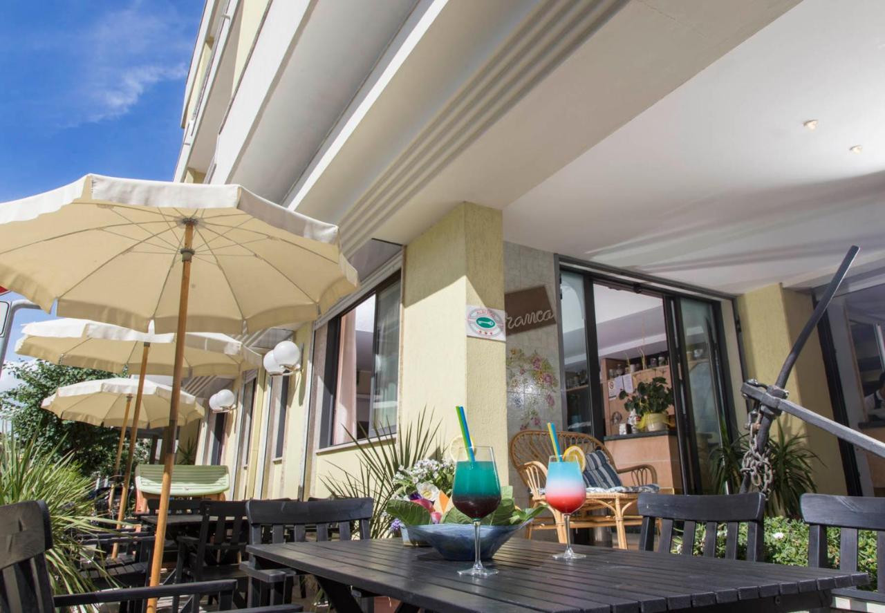 Hotel Franca Bellaria-Igea Marina Exterior foto